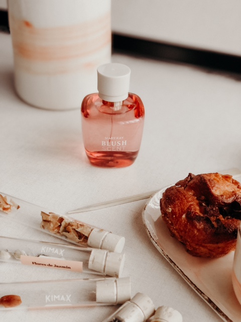 Experimentar está permitido, imagen de la fragancia Blush Scent® de Mary Kay